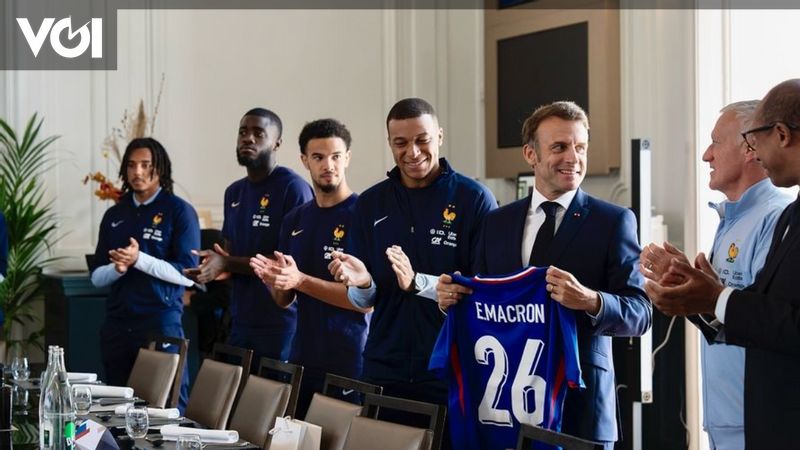 Presiden Macron Ajak Bicara Pimpinan Partai Parlemen Bahas PM Prancis&nbsp;Baru