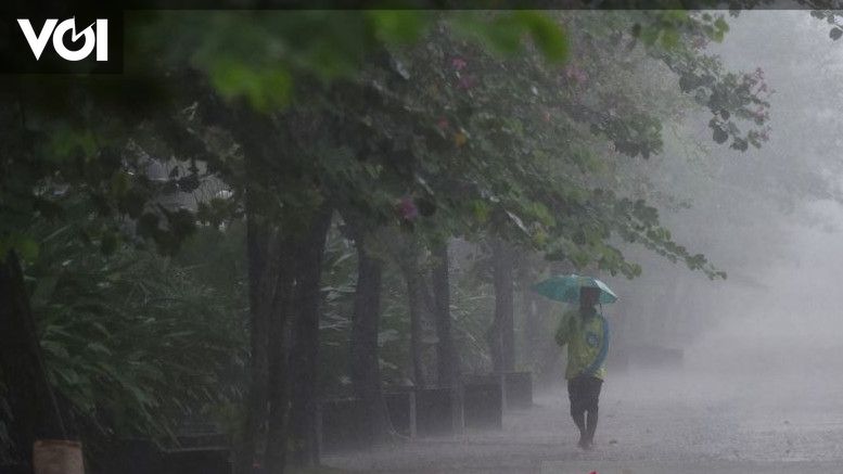 Mayoritas Kota Besar Berpotensi Hujan Ringan hingga Disertai Angin Kencang